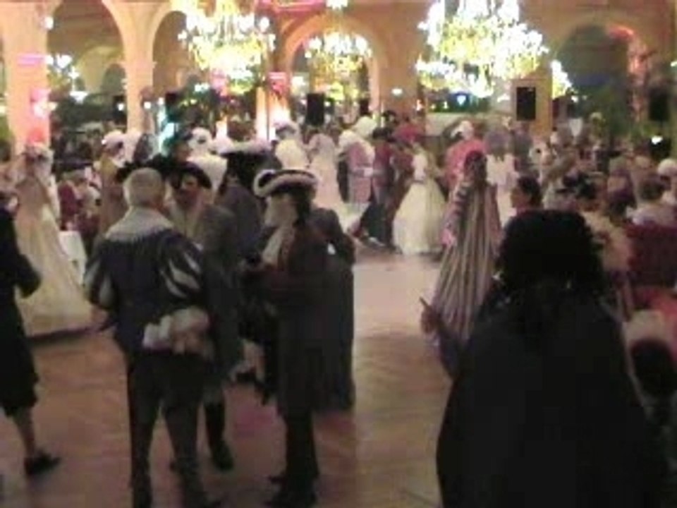 BAL  de Versailles    2003          la Cour