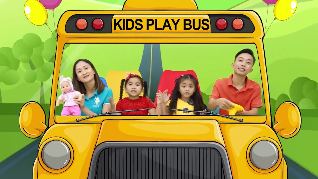 Wheels on the Bus- Suri and Annie Pretend Play and Sing Nursery Rhymes and Kids