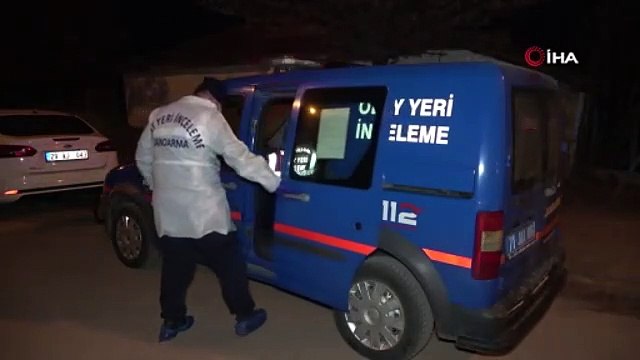 Bu evdeki eşyalar kendiliğinden tutuşuyor: Yanan evin sırrını çözmeye çalışıyorlar