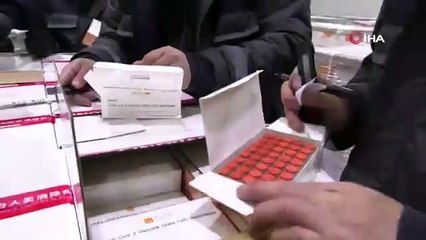 Çin’den getirilen Covid-19 aşısında laboratuvar analizi sürüyor