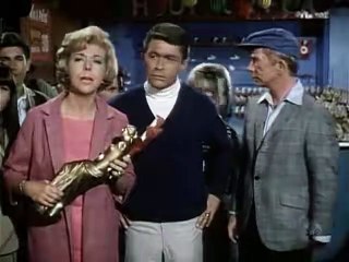 My Favorite Martian S3 E23 When a Martian Makes His Violin Cry
