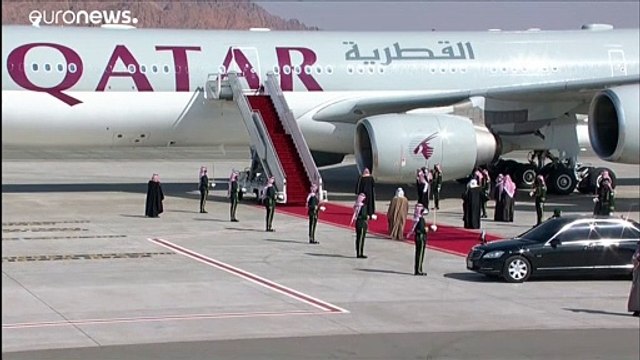 وصول أمير قطر تميم بن حمد إلى العلا في السعودية للمشاركة في القمة الخليجية