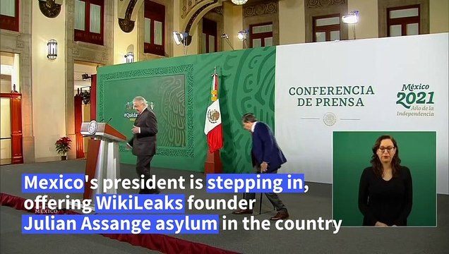 Mexico's president Lopez Obrador offers political asylum to Julian Assange