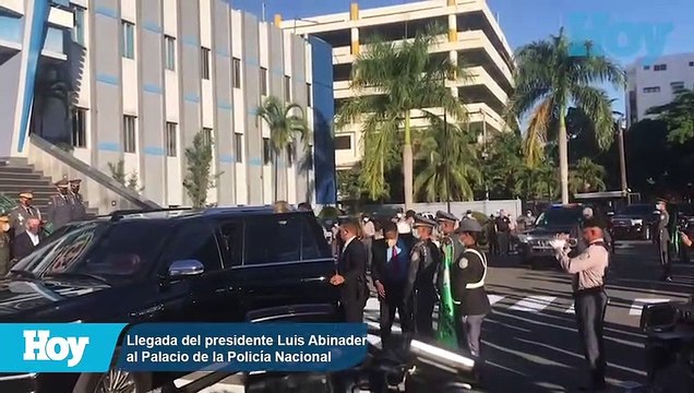 Luis Abinader llega al palacio de la Policía Nacional