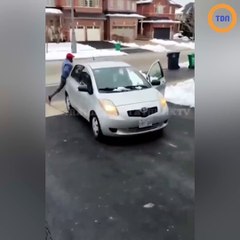 Ce voleur de colis va subir un ironique coup du sort