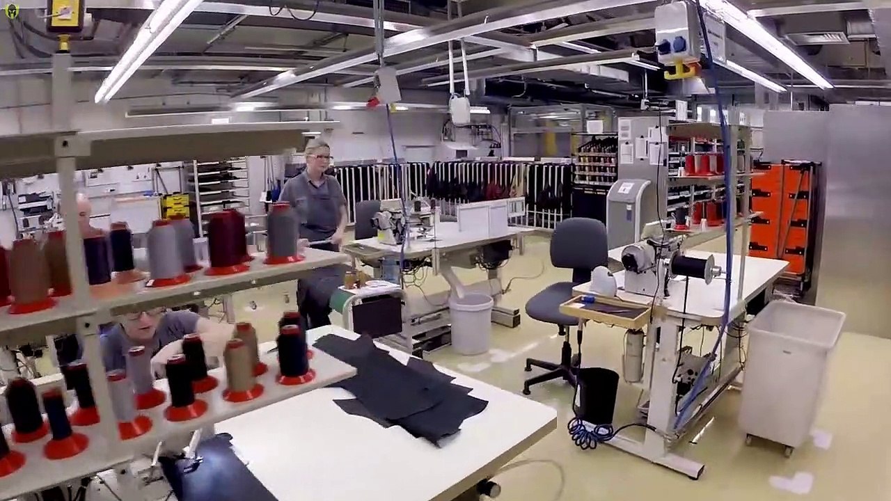 Mega de la producción de la serie exclusiva de Porsche 911 Turbo S Factories/Porsche 911 Turbo S Exclusive Series Production _Mega Factories