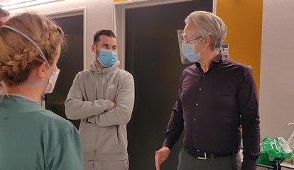 Coronavirus: visite à l’hôpital de Geel de Tuur Dierckx, un footballeur de Westerlo surpris à une lockdown party