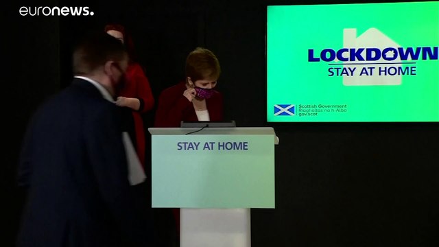 نيكولا ستورجين: لا يمكن لترامب زيارة إسكتلندا للعب الغولف