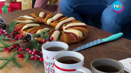 Martha Julia parte la Rosca de Reyes en familia