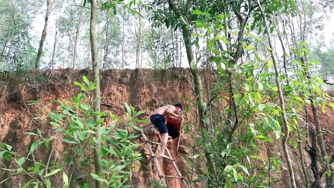 Build Most Secret Underground House And Heated Swimming Pool On The Cliff