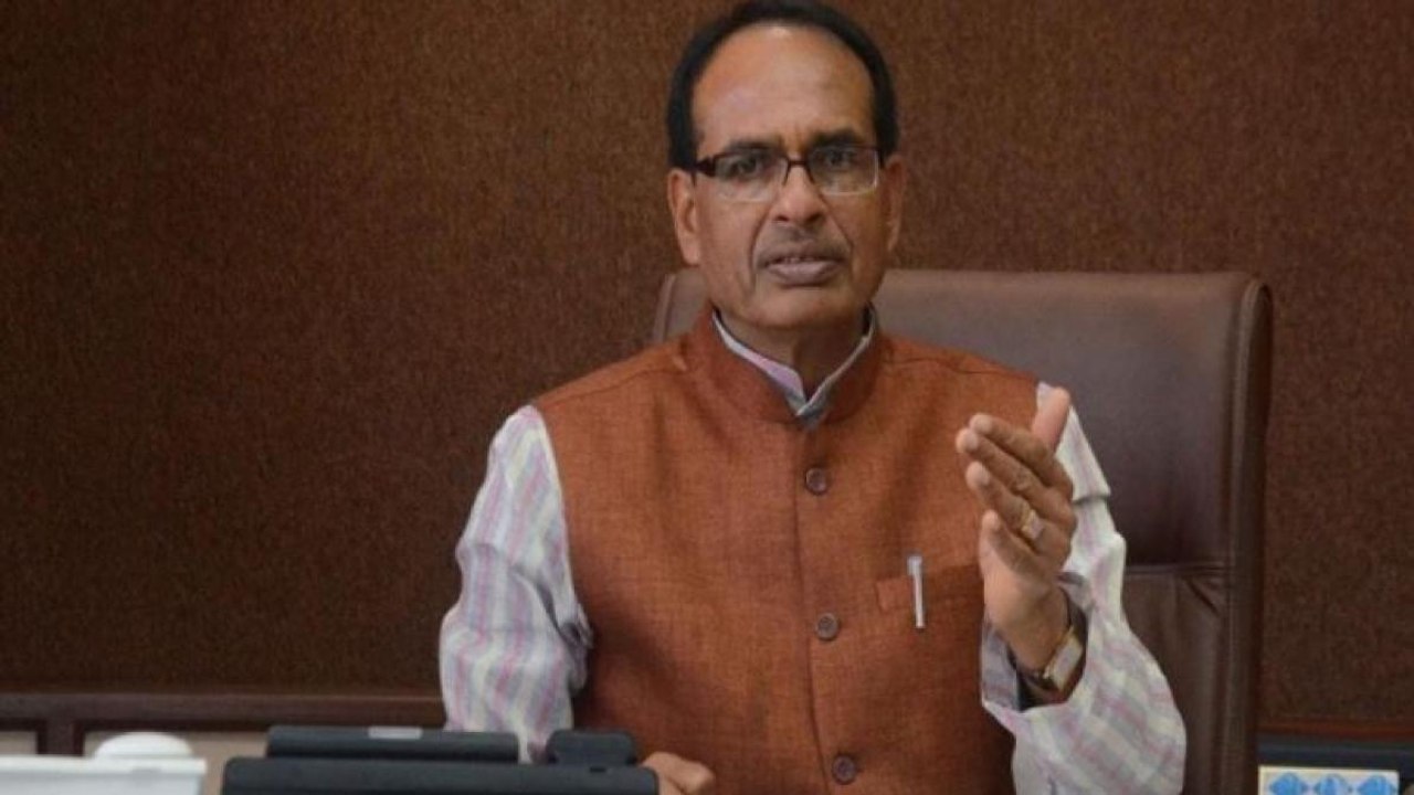 Bird flu: MP CM Shivraj calls emergency meeting