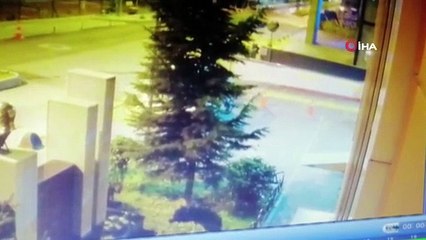 Telsizle polisin başına defalarca vuran saldırganın kamera kayıtları ortaya çıktı