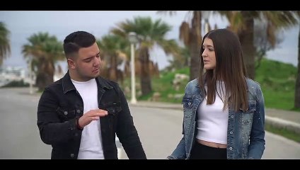 Βαλάντης Βενετοκλής - Πετάς Στα Σύννεφα (Official Music Video)
