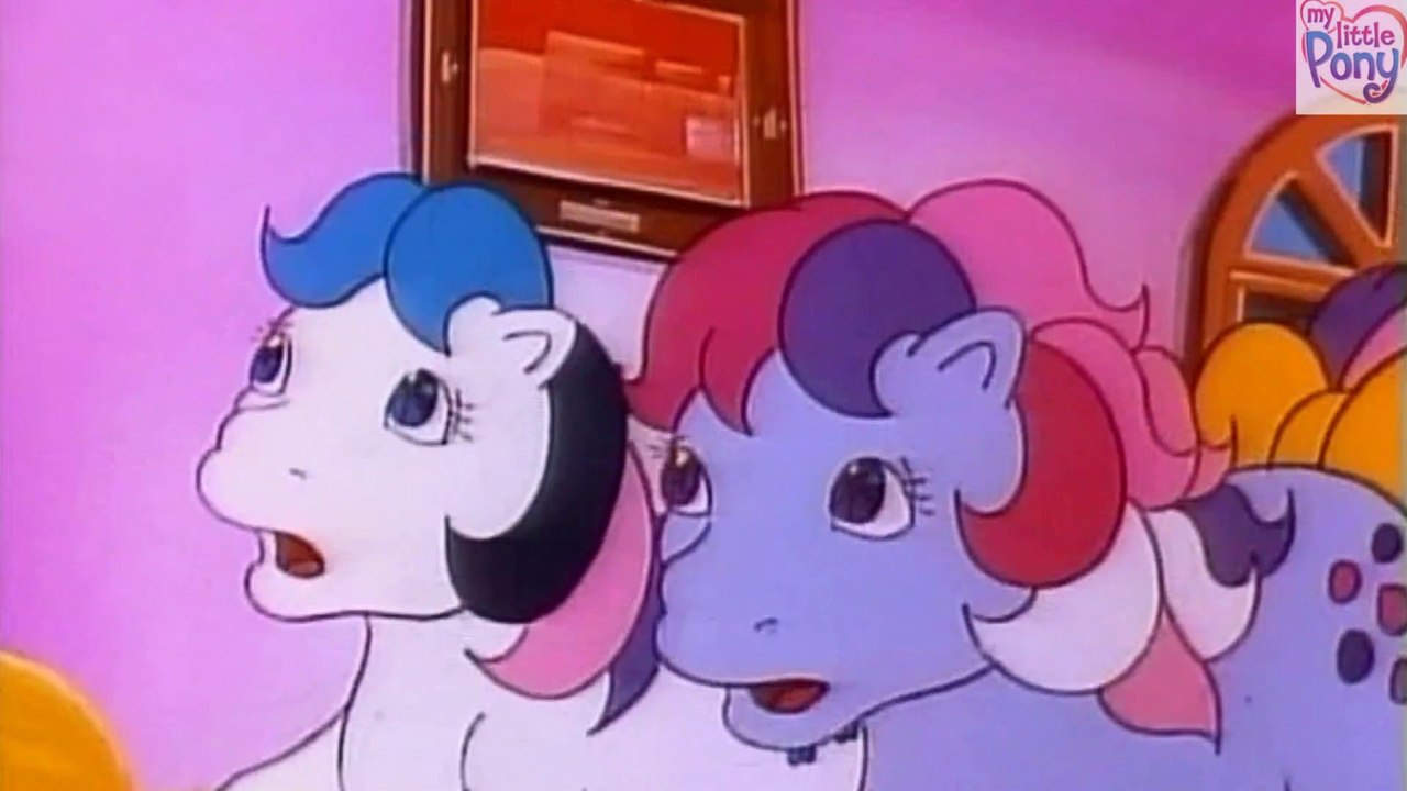 ÉN KICSI PÓNIM-A PONIK KISKUTYAJA ES EDES