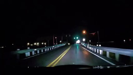 Car runs red light route 222 and Farmington RD on Breinigsville, PA