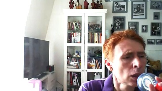 Wiwi égratigne vaï et viens