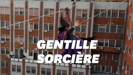 Pour l'épiphanie, une équipe de sauvetage alpin offre un numéro de voltige aux enfants malades