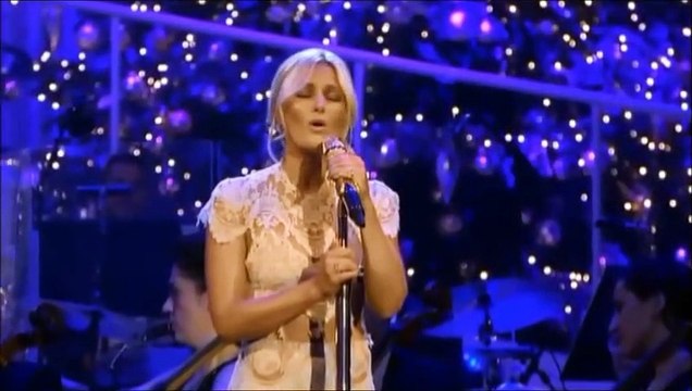 Helene Fischer (Live) — Hallelujah | (Aus: The Royal Philharmonic Orchestra, Weihnachten ) – Live Aus Der Hofburg Wien – Konzert Abspielen - (2015) – Editionen Sammler