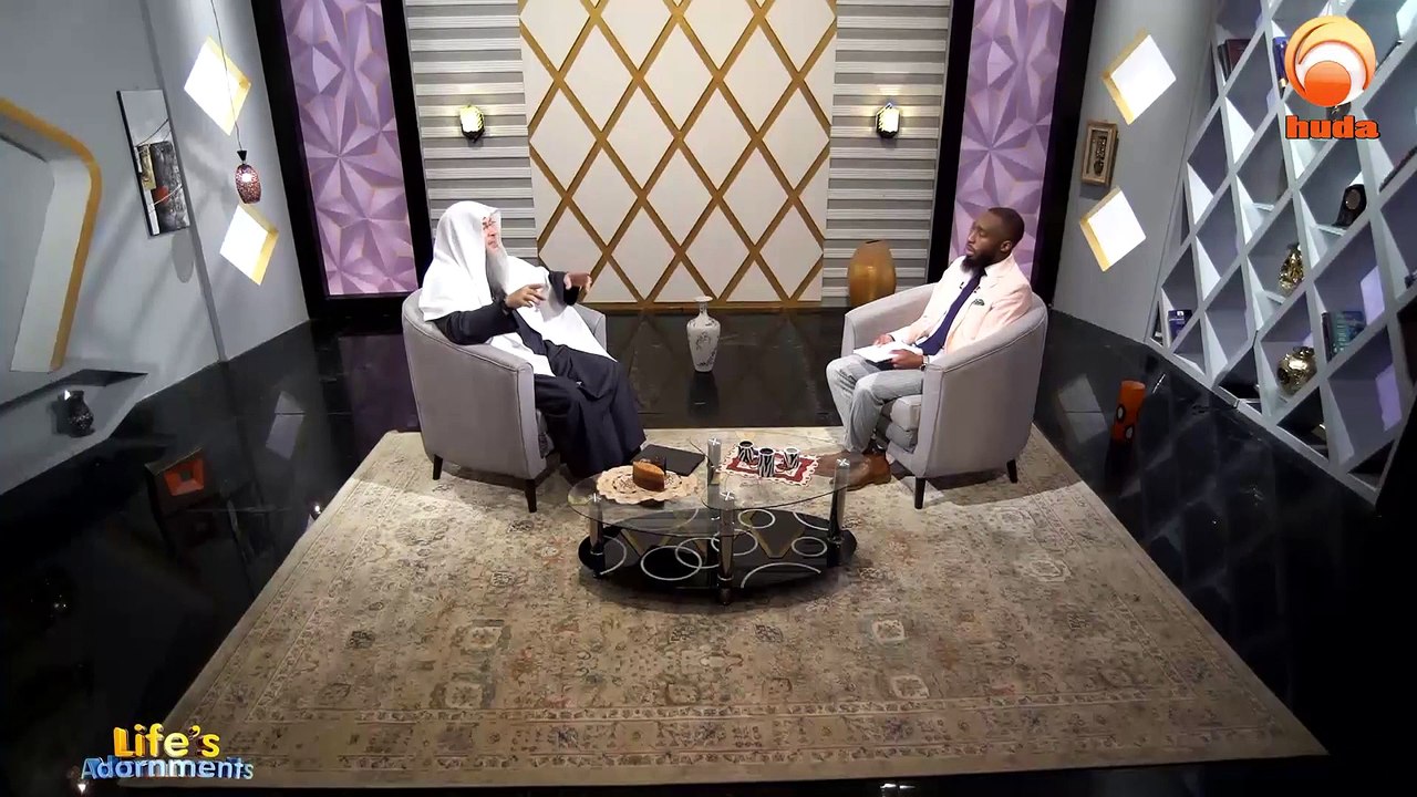 Life's Adornments Episode 18 Raising Children on Good Manners part1 Sheikh Assim Al Hakeem #2020 #HU
