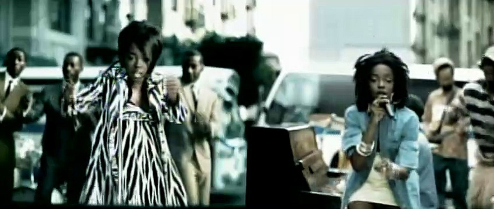 Lauryn Hill "Doo wop (that thing)" (official video)