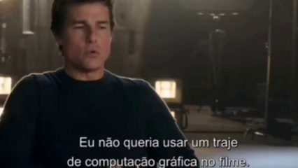 Edge of Tomorrow suit up scene behind the set (Tom Cruise, Emily Blunt)