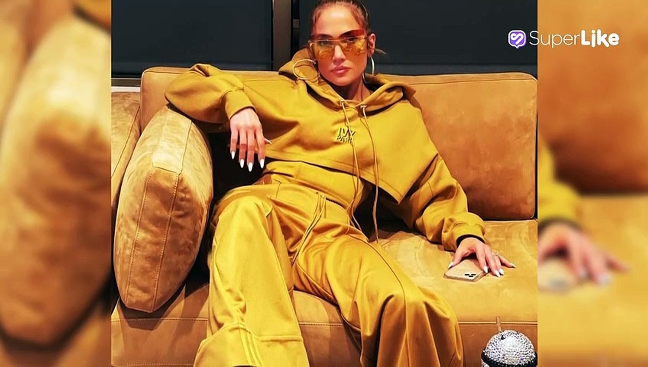 JLo mostró sus tonificados glúteos llenos de ar...