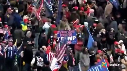 Download Video: LIVE- Evacúan edificios del Congreso de Estados Unidos mientras partidarios de Trump protestan en el Capitolio - Miércoles 06 Enero 2021