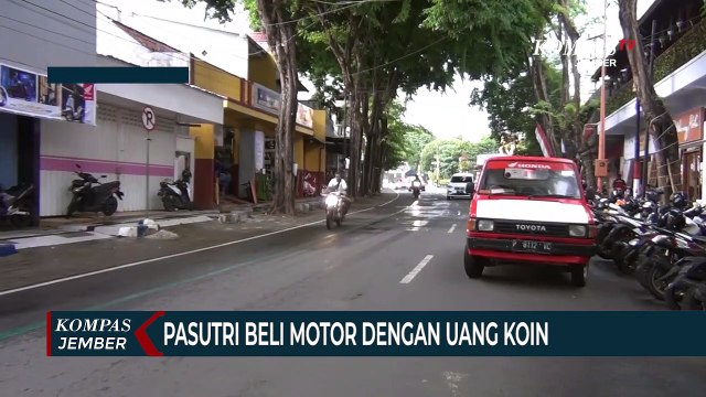 Pasangan Suami Istri di Banyuwangi Beli Motor dengan Uang Koin