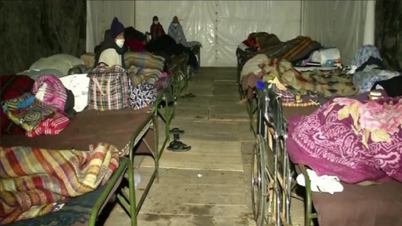 How Delhi night shelters are coping in a freezing winter?