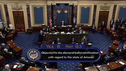 Senado de EEUU vuelve a reunirse para certificar triunfo de Biden tras violencia en Congreso