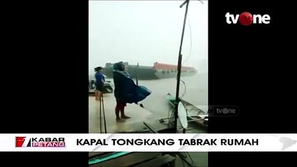 Enam Rumah Warga Hancur Ditabrak Kapal Tongkang