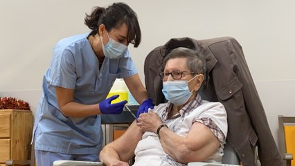 Francisca, 85 ans, première ligérienne vaccinée contre le Covid