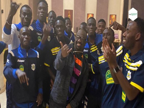 L'ambiance dans les vestiaires du Teunguedj Fc après la qualification aux phases de poule