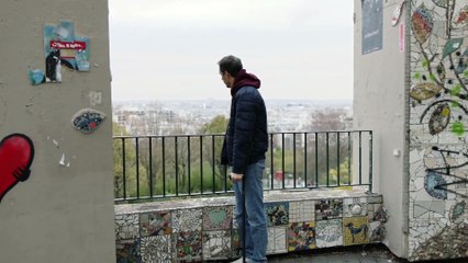 Grand Corps Malade : le clip "Pas essentiel"