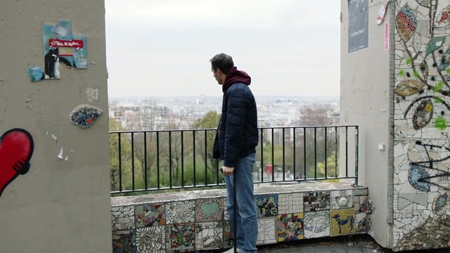Grand Corps Malade : le clip Pas essentiel
