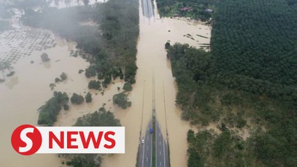 Five die since floods hit Pahang, over 20,000 remain in relief centres