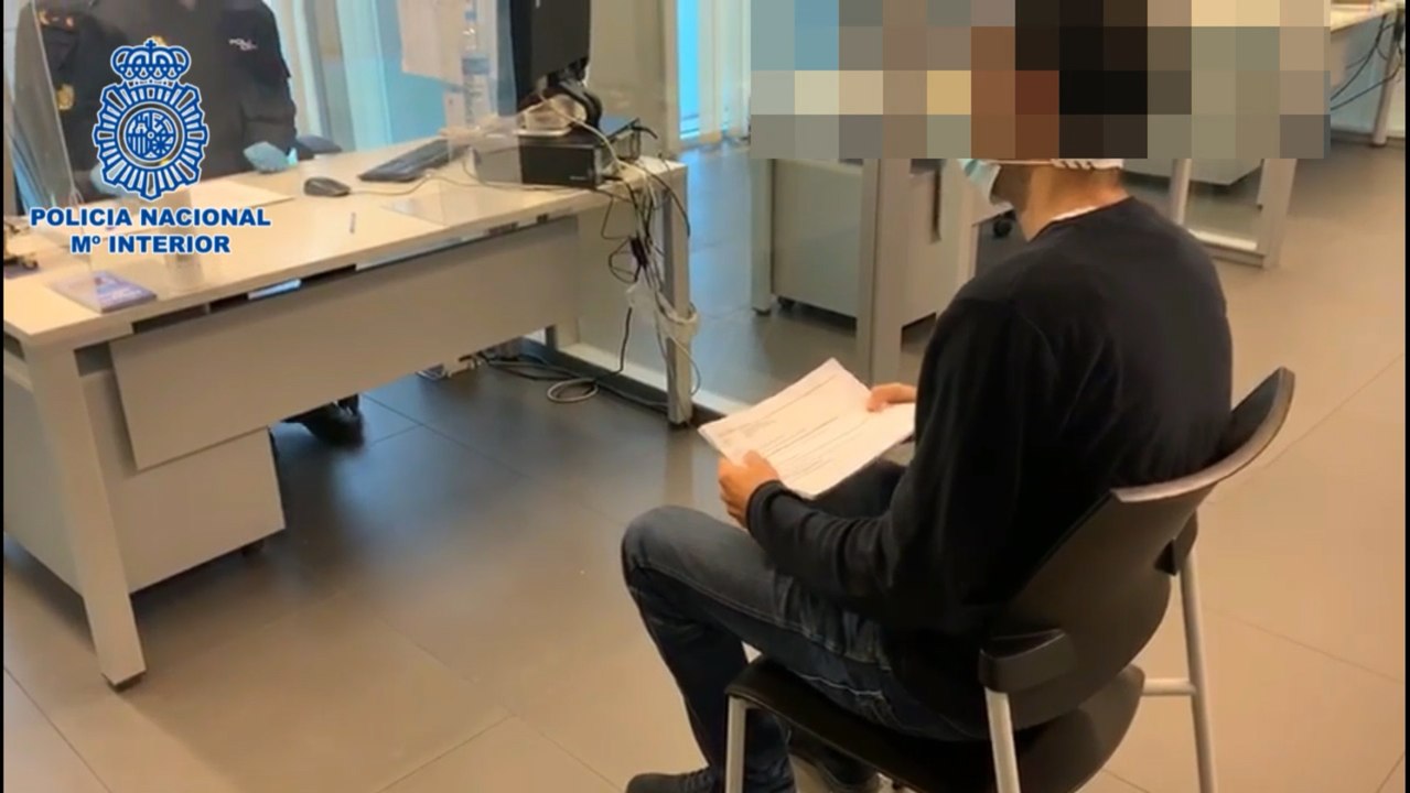 Detenidas tres personas por estafar 10.000 euros a un logroñés