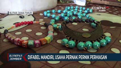 Seorang Difabel Sukses Usaha Pernak Pernik Perhiasan, Bermodal Bantuan Sosial