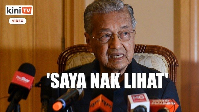 'Muhyiddin kata boleh hadapi Umno, saya nak lihat macam mana' - Dr M