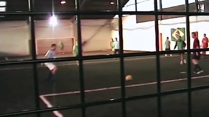 Cedric Drouet en mode Bergkamp sur un Urban dingue