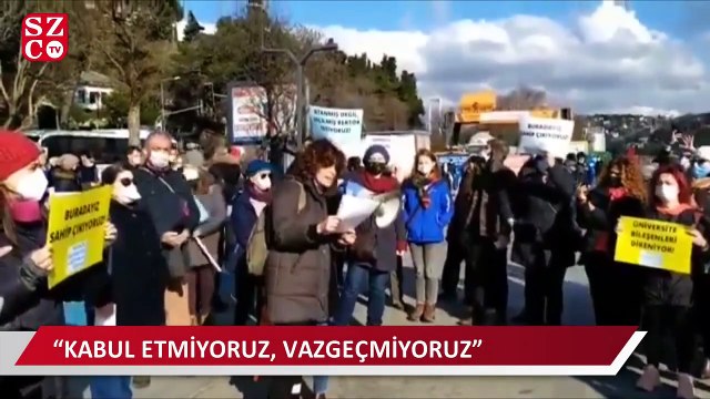 Boğaziçi mezunları kampüse alınmadı: Mezunlar içeri polis dışarı