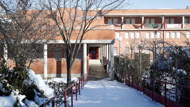 Madrid retrasa hasta el miércoles la vuelta a a los colegios, institutos y universidades