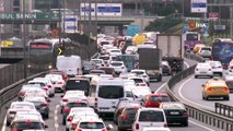 İstanbul’da haftanın son gününde trafik yoğunluğu