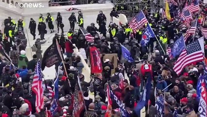 ¿Cómo pudo ocurrir? Dimite el jefe de la policía del Capitolio en medio de una cascada de cr…