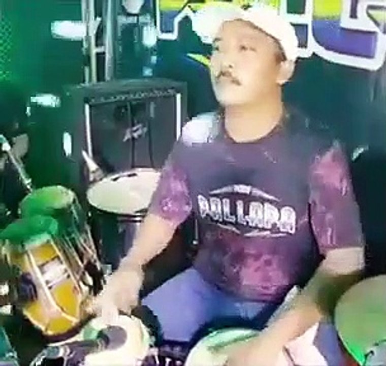 Berbeda kasta