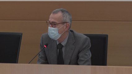 Coronavirus: la vaccination des personnes plus jeunes devrait débuter avant l'été (Frank Vandenbroucke)
