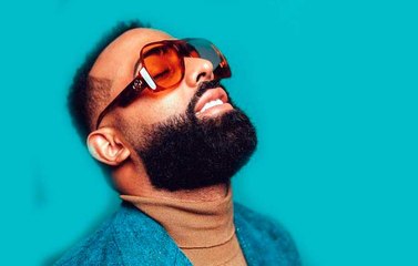 Eladio Carrión se apodera del trono del "Trap latino"