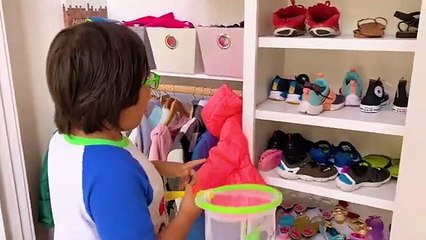 Kids Bug Hunt at home and learn about Bugs facts with Ryan!
