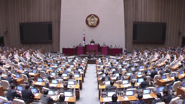 '택배기사 과로사 방지법' 국회 본회의 통과 / YTN