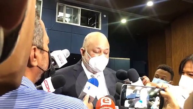 Educación desmiente posibles irregularidades en licitaciones para compra de computadoras